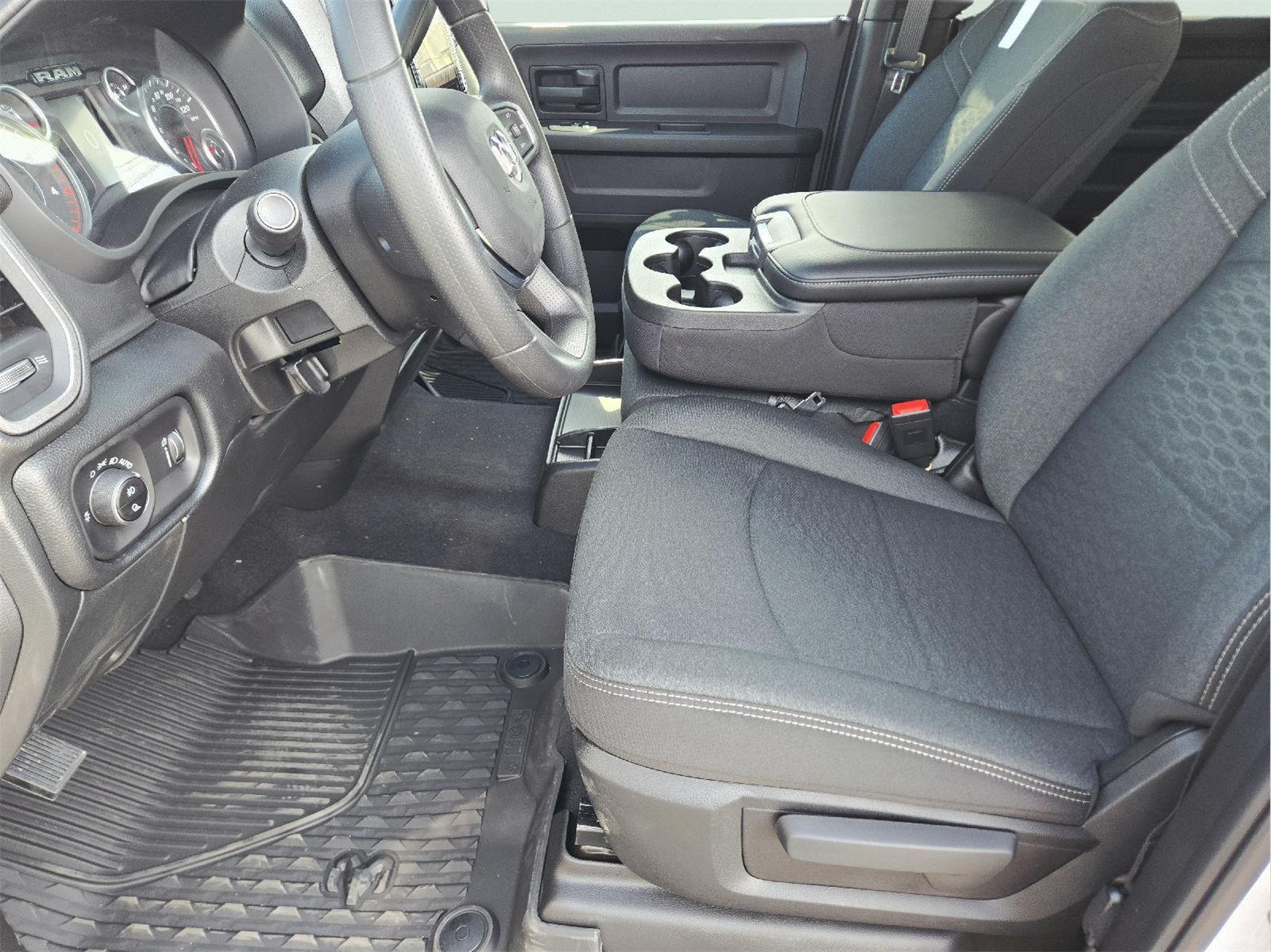 2027 Ram 2500 photo 6 of 15