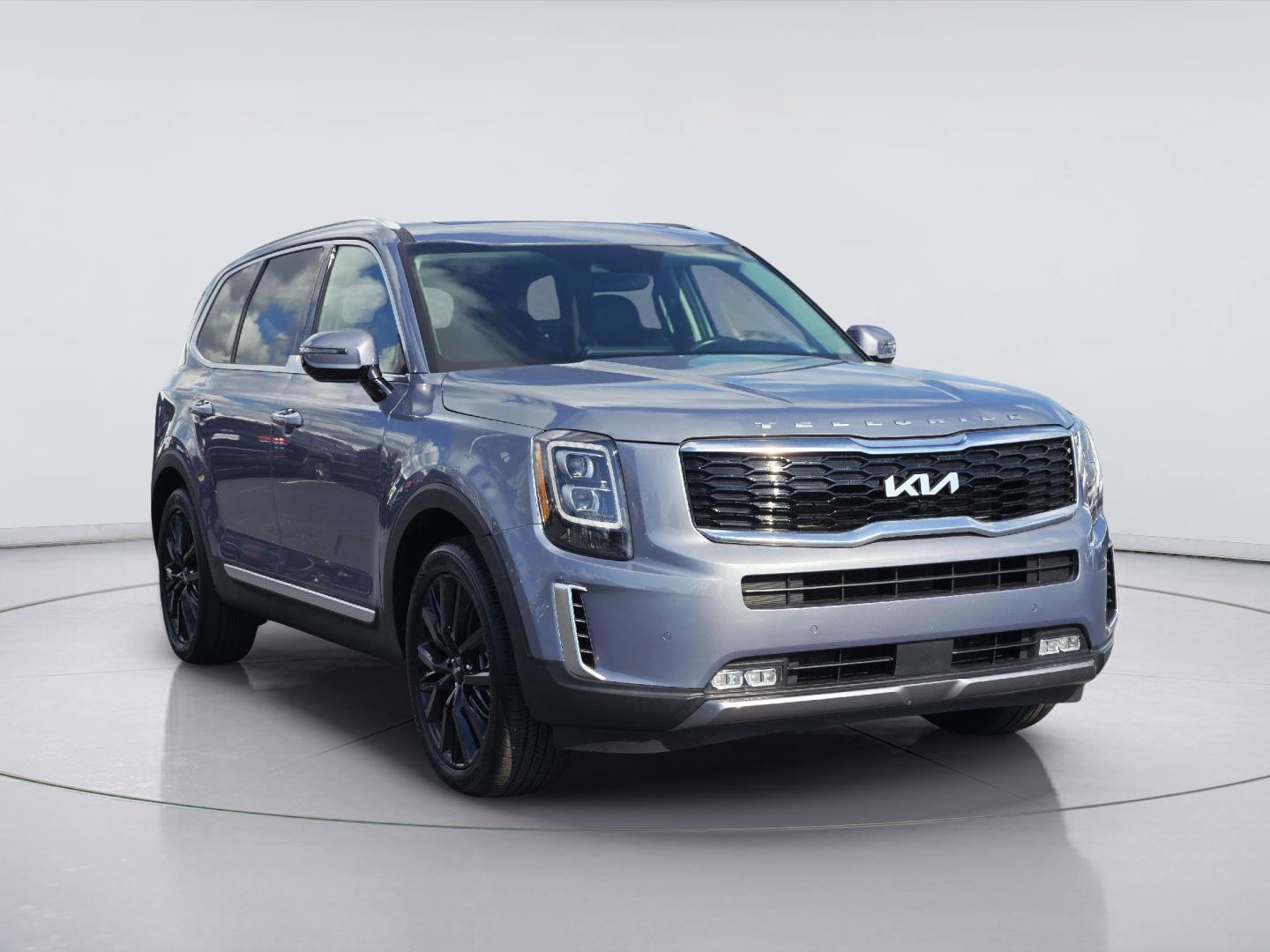 2022 Kia Telluride photo 3 of 35
