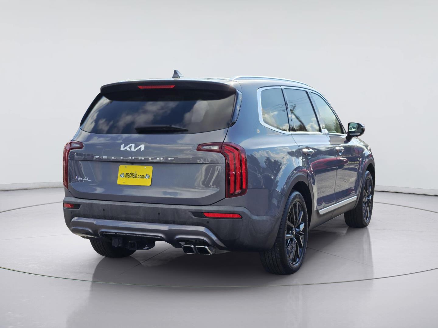 2022 Kia Telluride photo 4 of 35