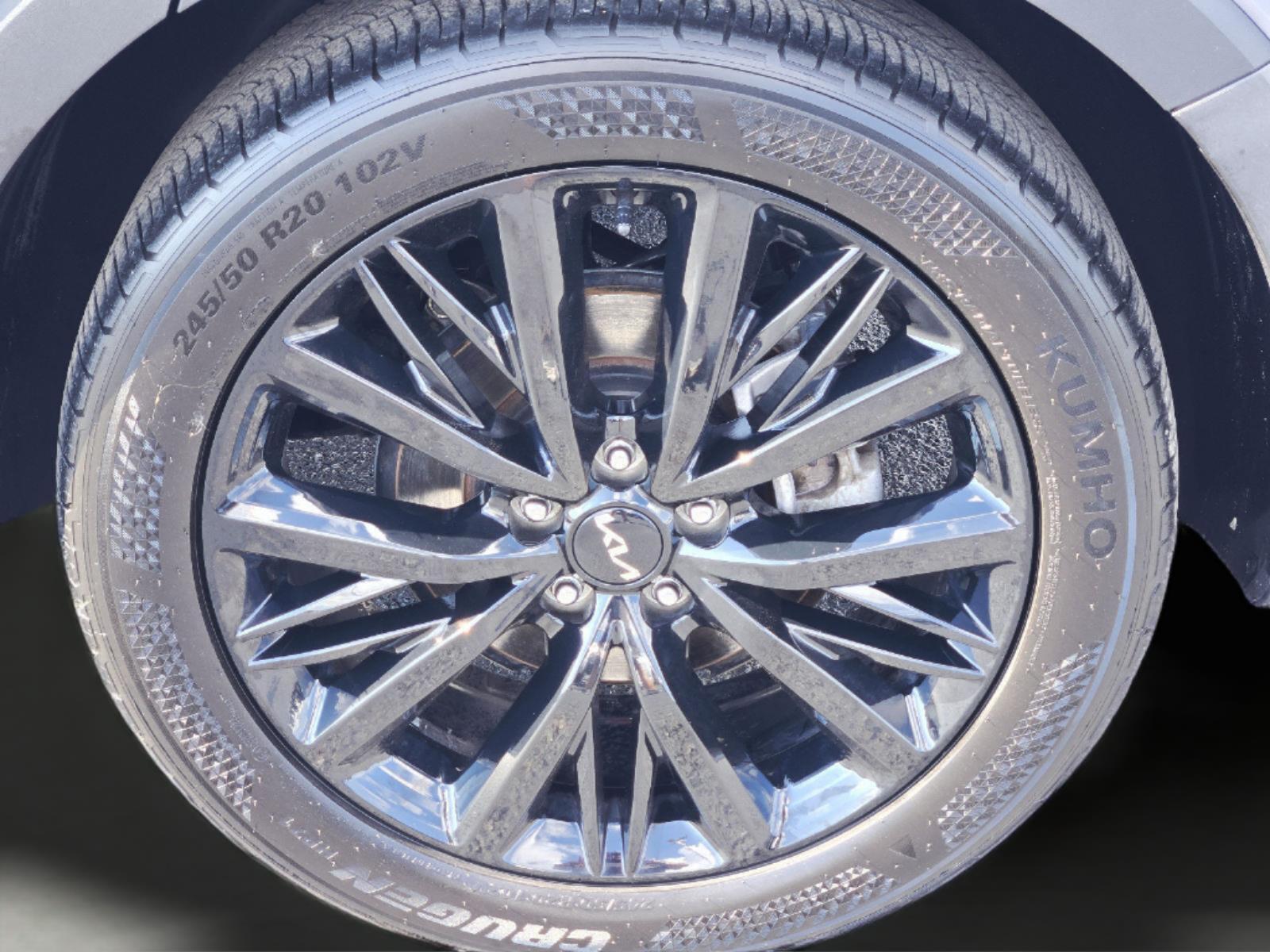 2022 Kia Telluride photo 8 of 35