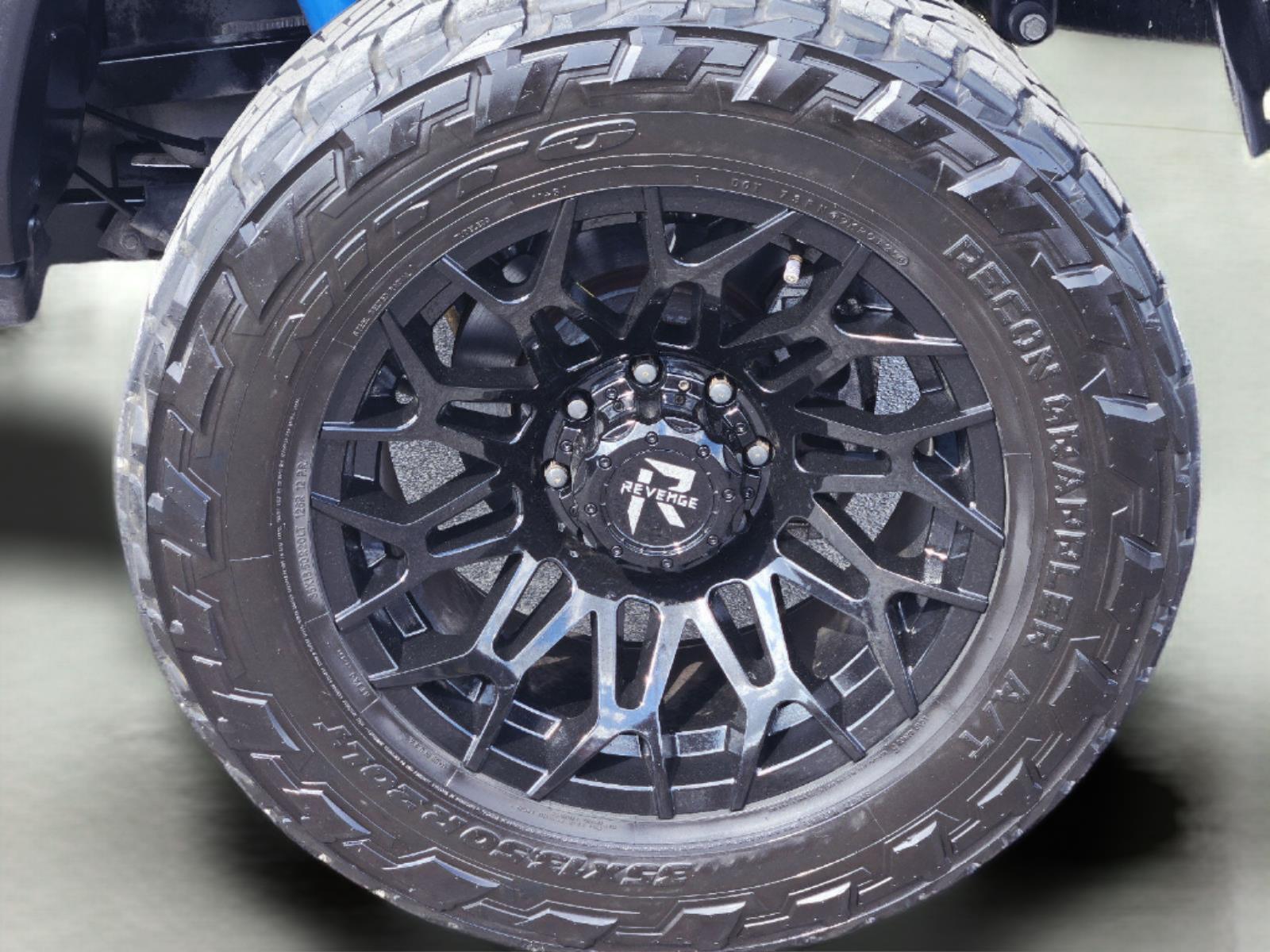 2023 Ram 2500 photo 8 of 36