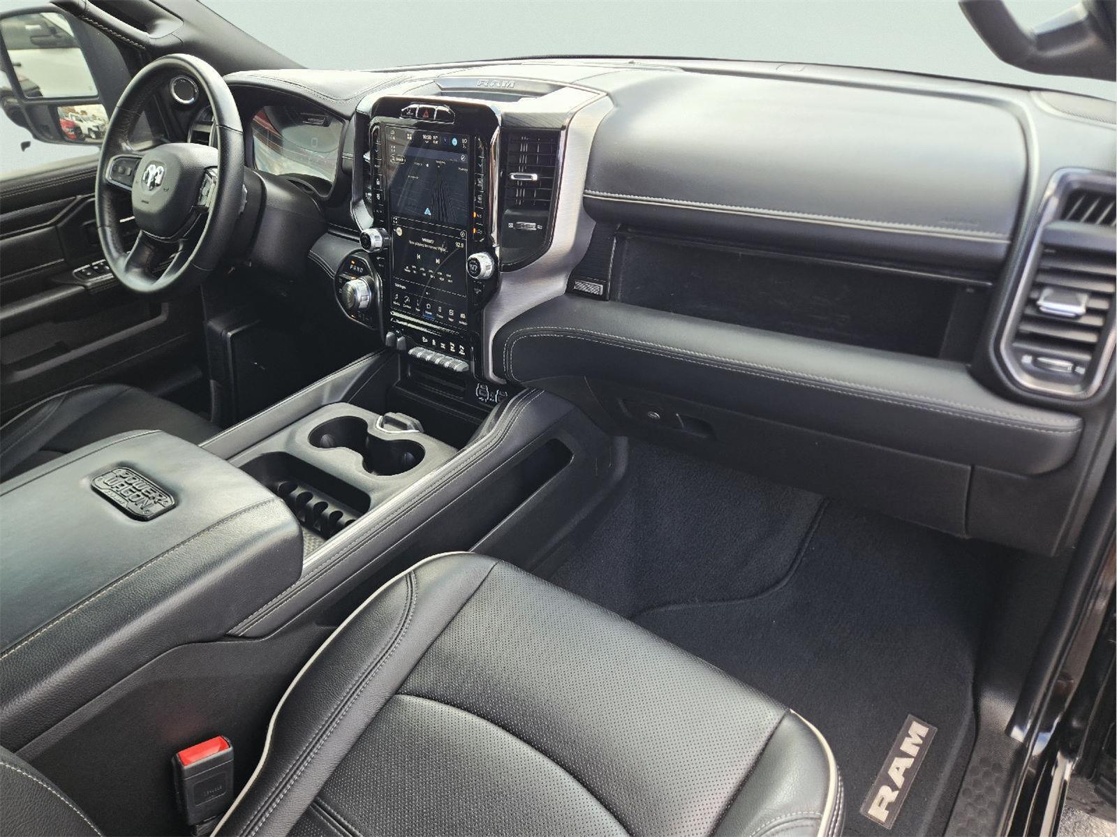 2023 Ram 2500 photo 14 of 36