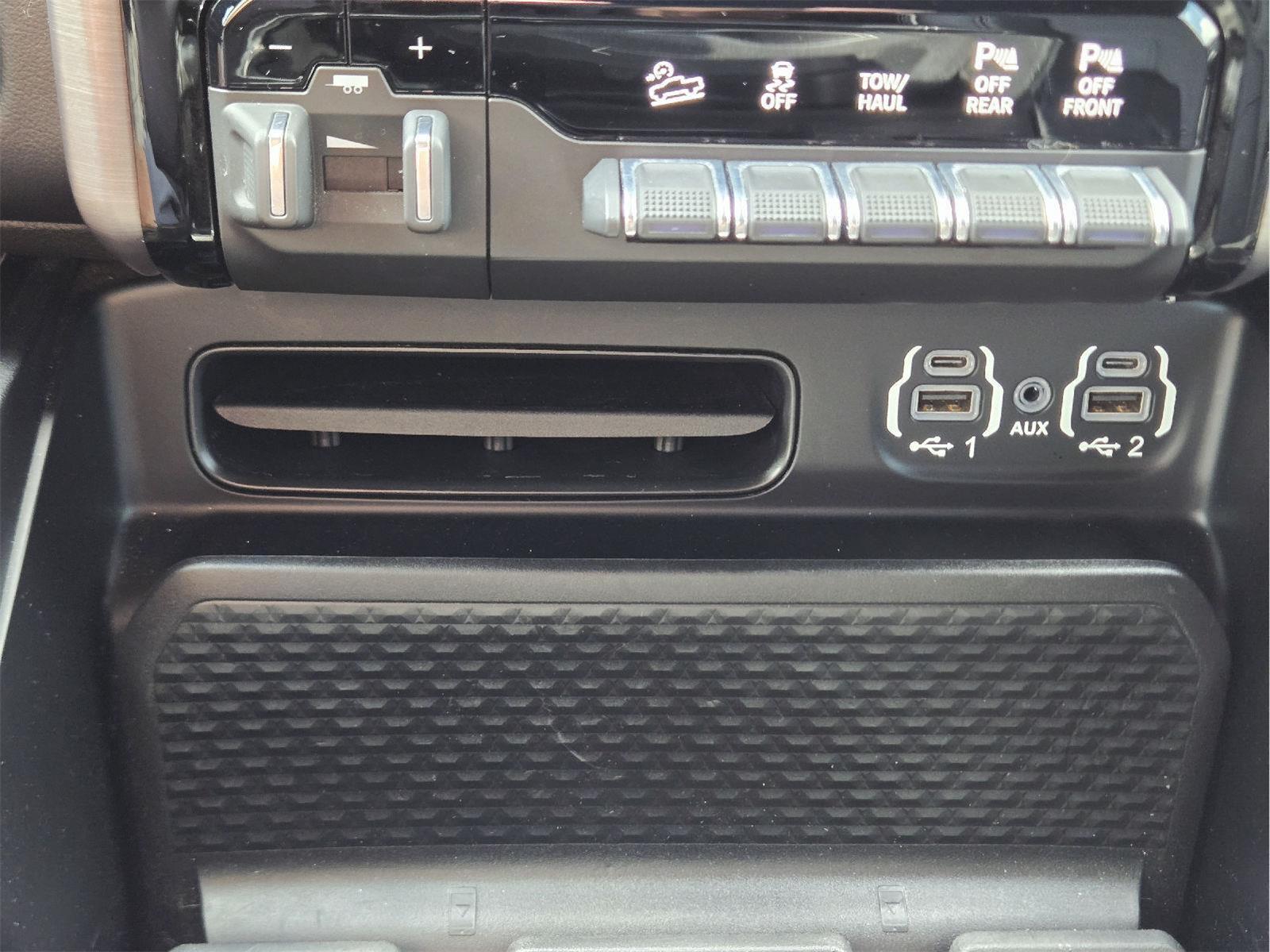 2023 Ram 2500 photo 27 of 36