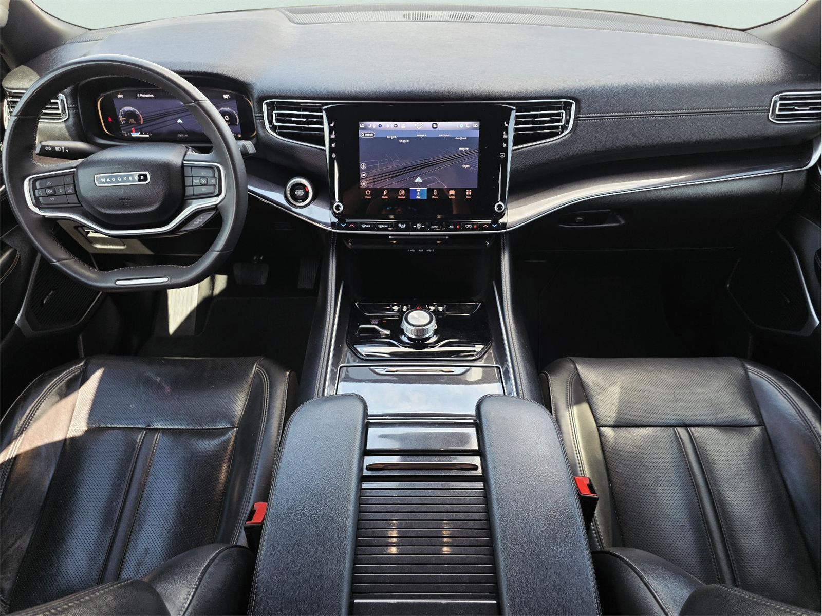 2023 Jeep Wagoneer photo 10 of 37