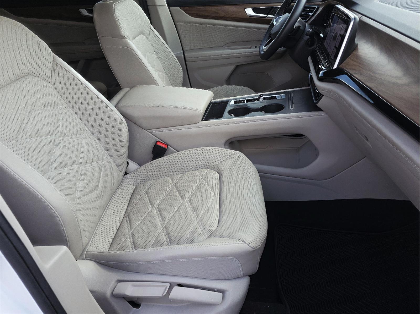 2024 Volkswagen Atlas 2.0T SE at AutoNation Chrysler Jeep Dodge Ram Spring