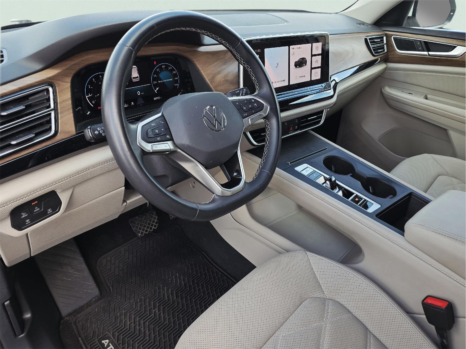 2024 Volkswagen Atlas 2.0T SE at AutoNation Chrysler Jeep Dodge Ram Spring