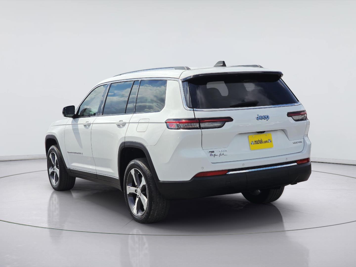 2023 Jeep Grand Cherokee L photo 6 of 35