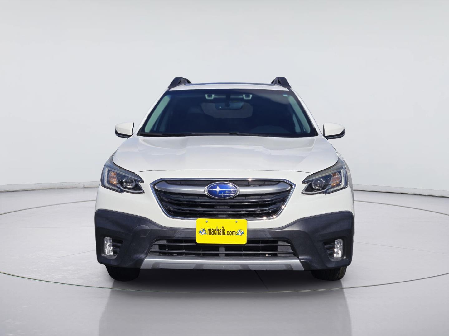 2021 Subaru Outback photo 2 of 37
