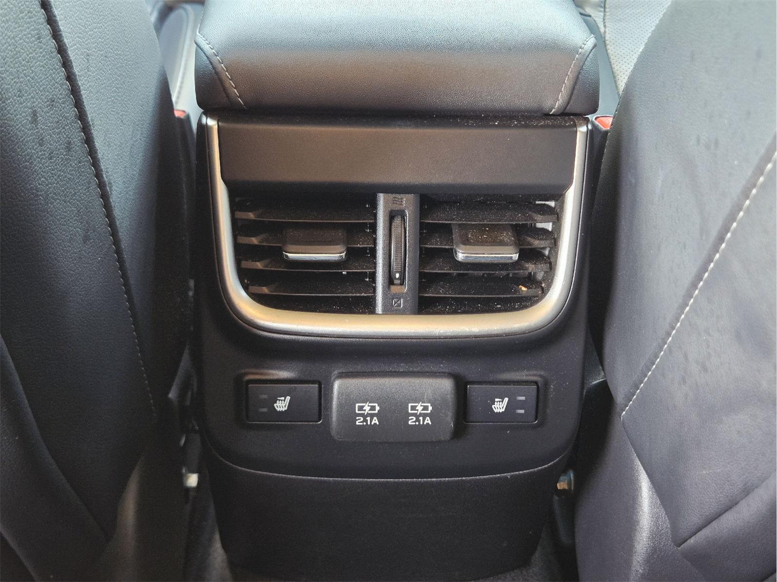 2021 Subaru Outback photo 19 of 37