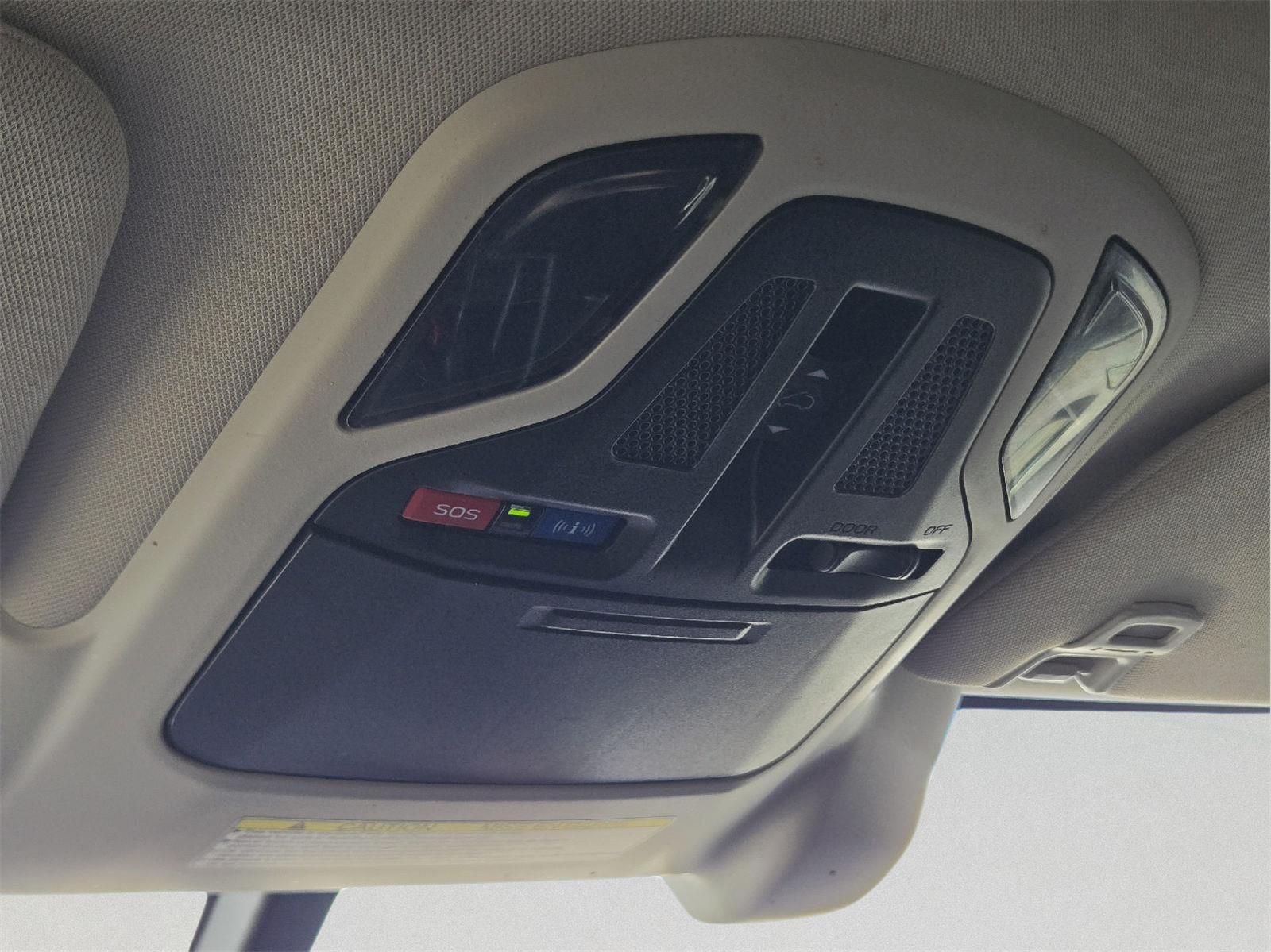 2021 Subaru Outback photo 32 of 37