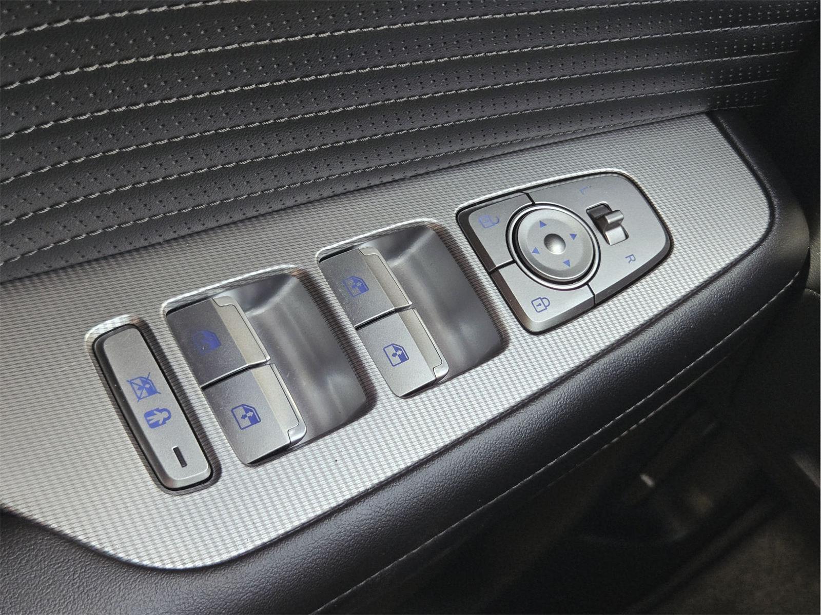 2025 Hyundai Palisade photo 35 of 37
