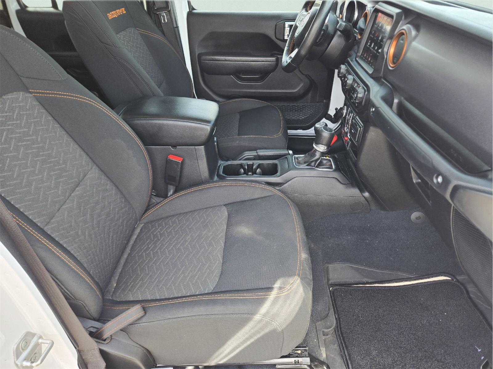 2022 JEEP GLADIATOR photo 15 of 34