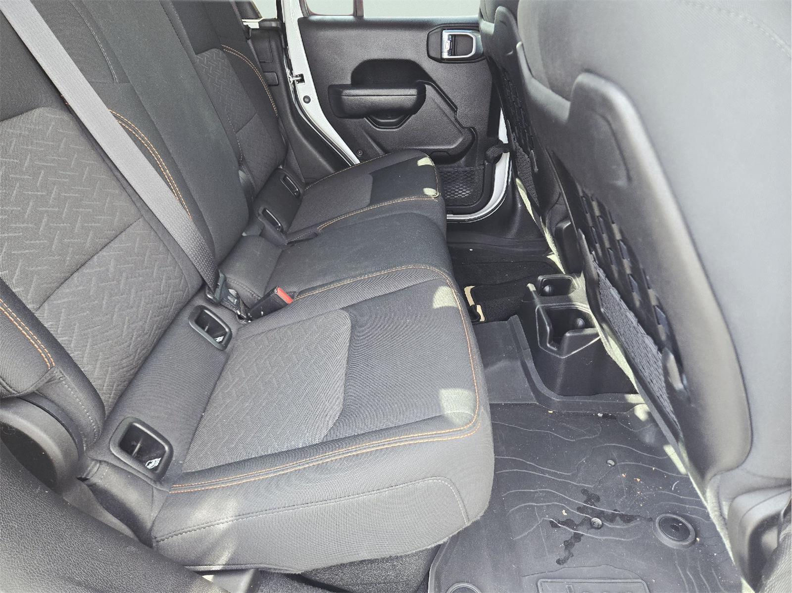 2022 JEEP GLADIATOR photo 20 of 34