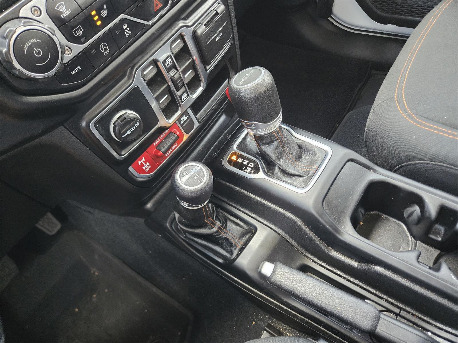 2022 JEEP GLADIATOR photo 28 of 34