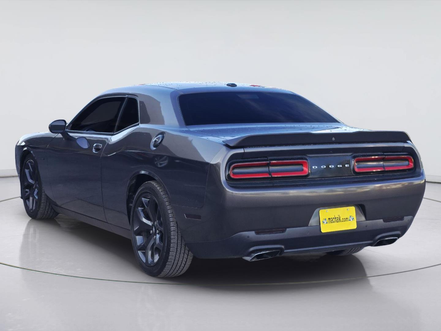 2019 Dodge Challenger photo 6 of 36