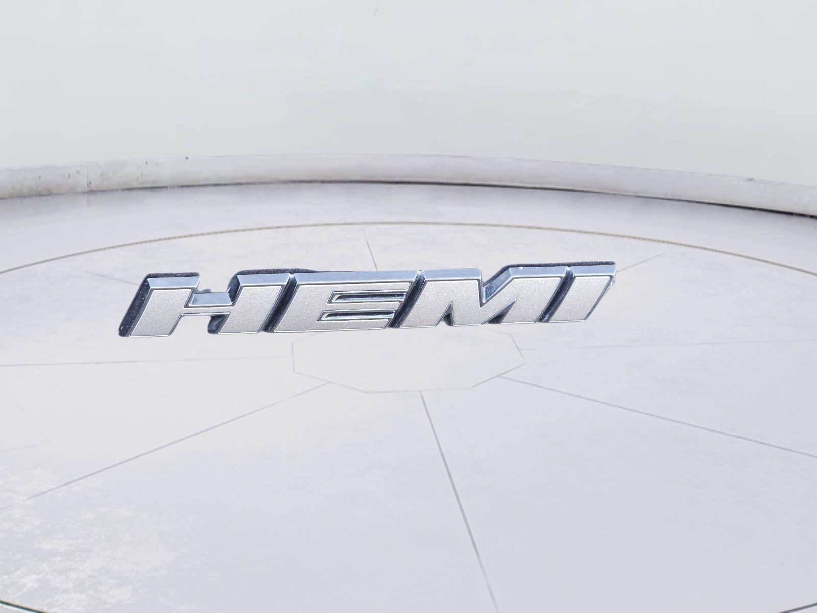2019 Dodge Challenger photo 10 of 36