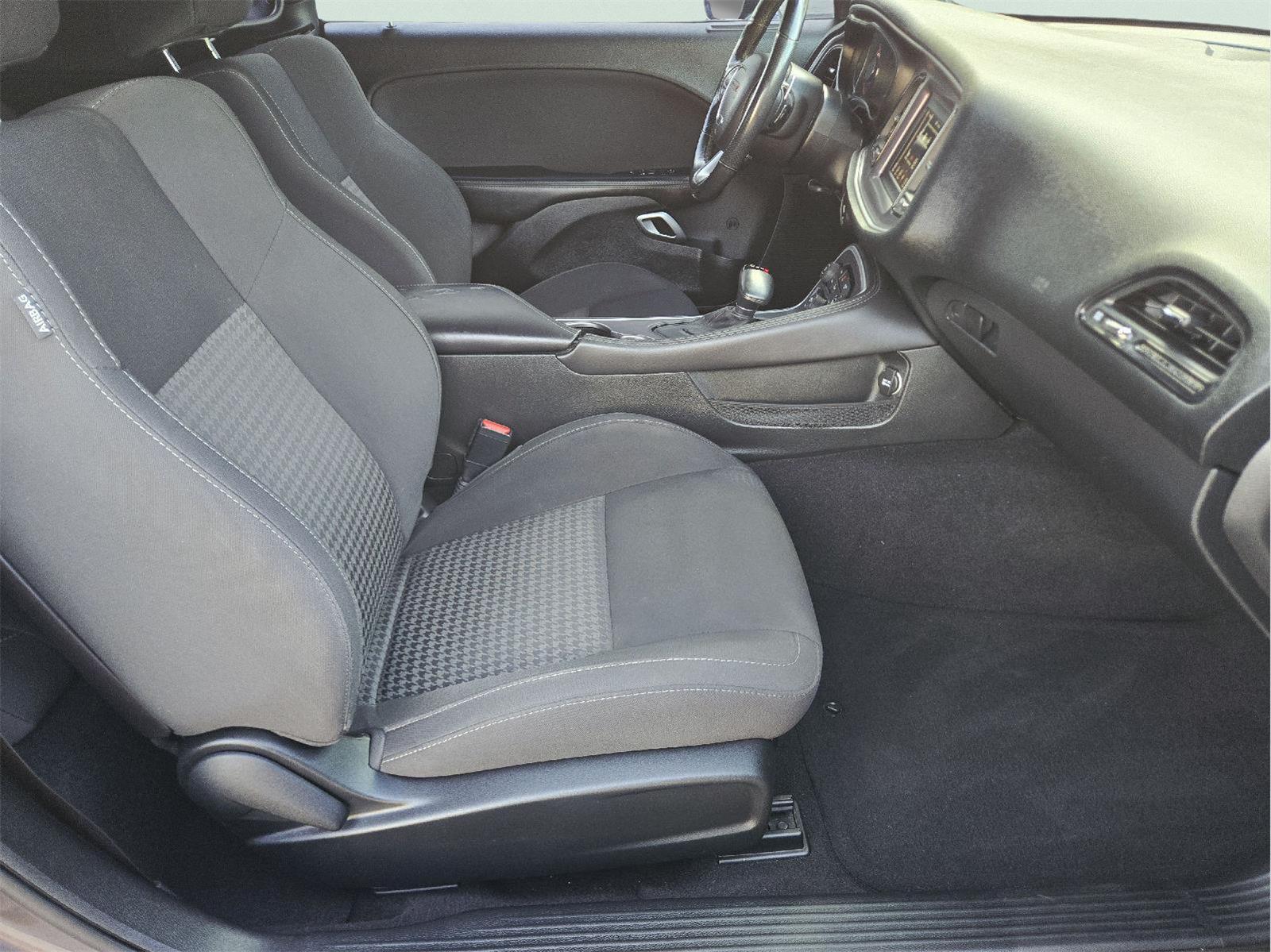 2019 Dodge Challenger photo 16 of 36