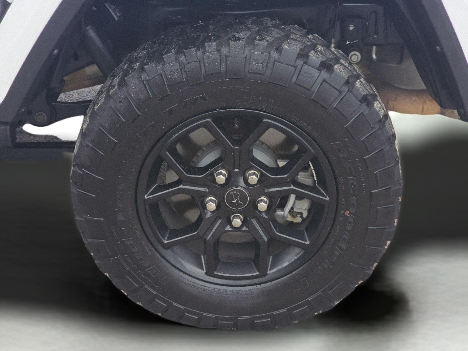 2024 Jeep Gladiator photo 8 of 35