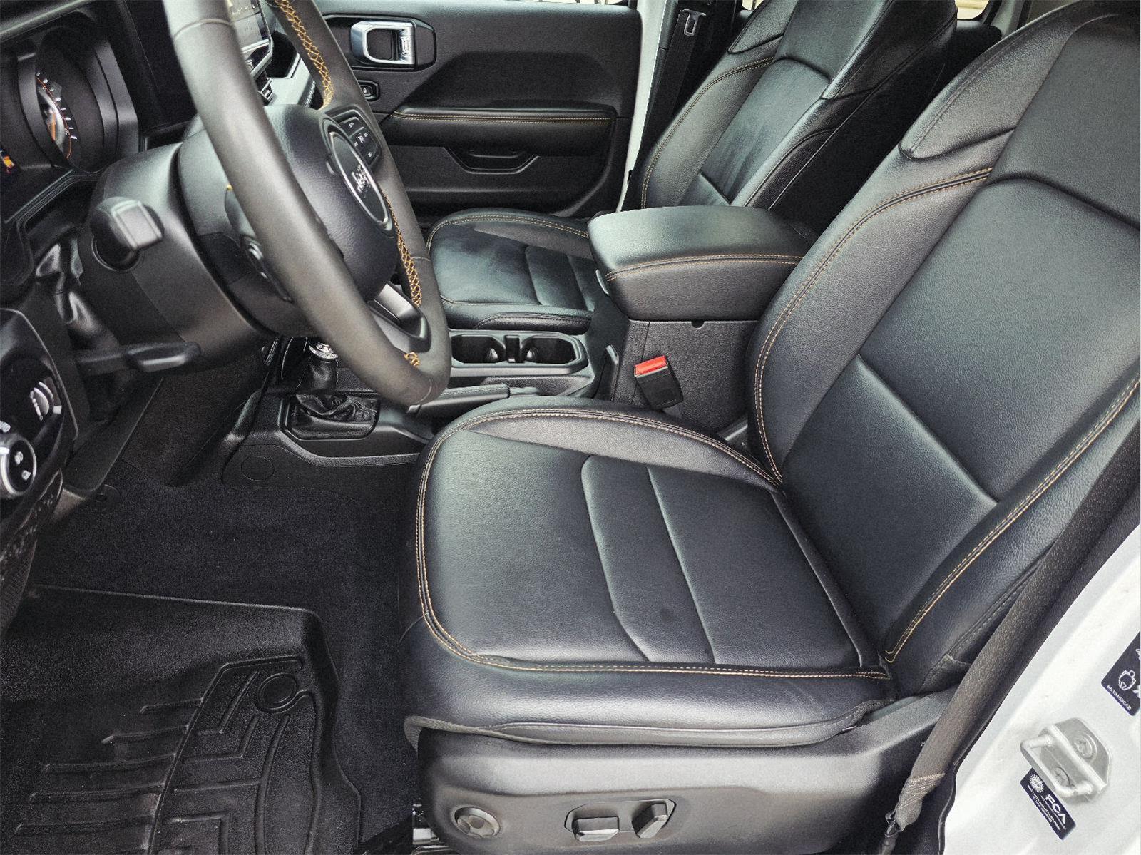 2024 Jeep Gladiator photo 14 of 35