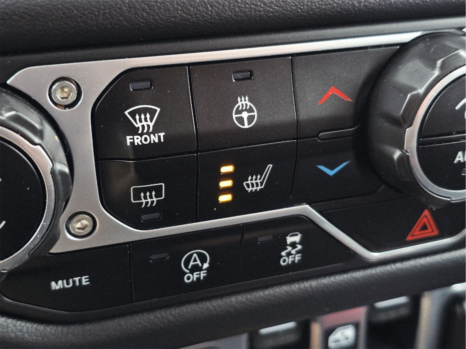2024 Jeep Gladiator photo 26 of 35