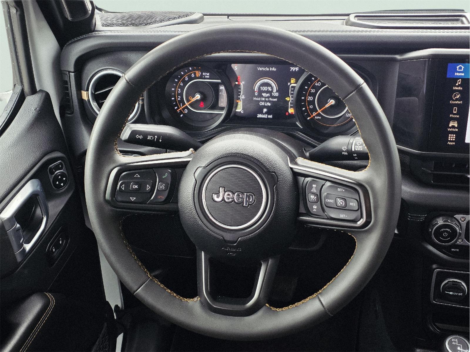 2024 Jeep Gladiator photo 28 of 35