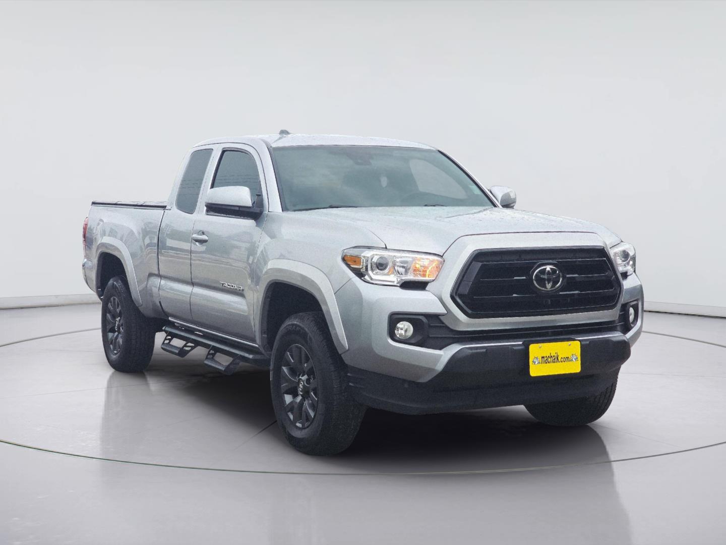 2023 Toyota Tacoma photo 3 of 35