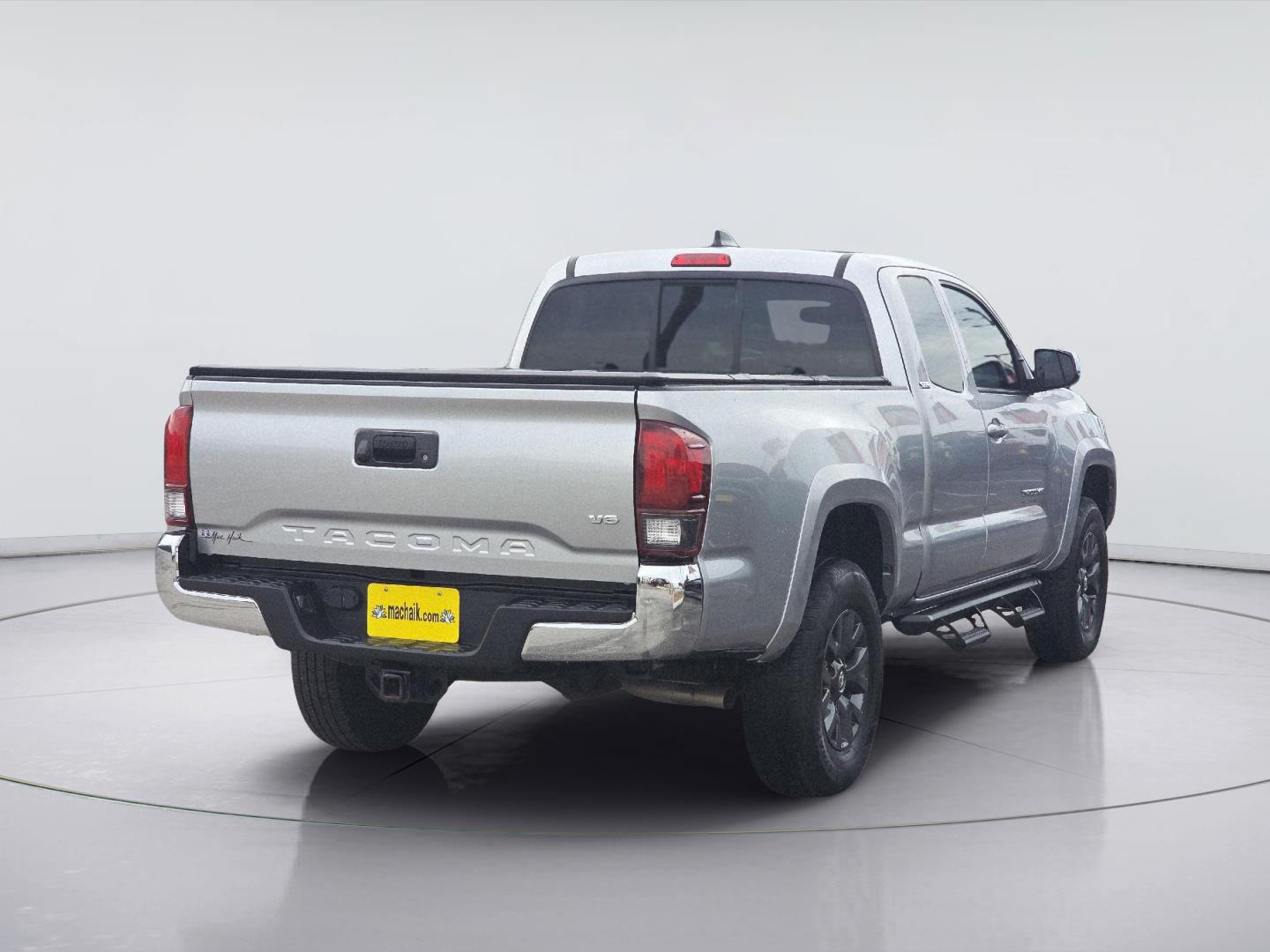 2023 Toyota Tacoma photo 4 of 35