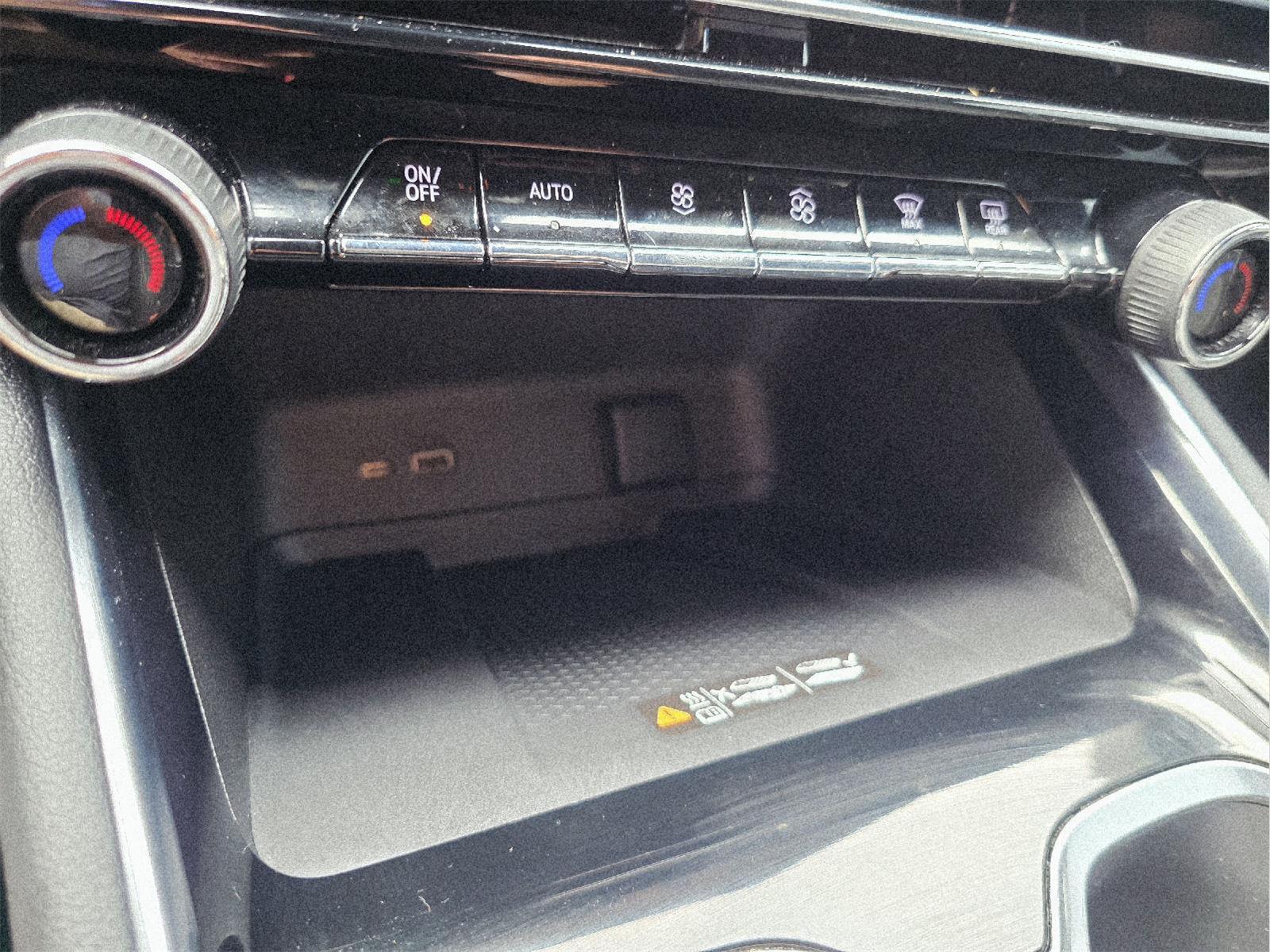 2025 Chevrolet Traverse photo 26 of 35