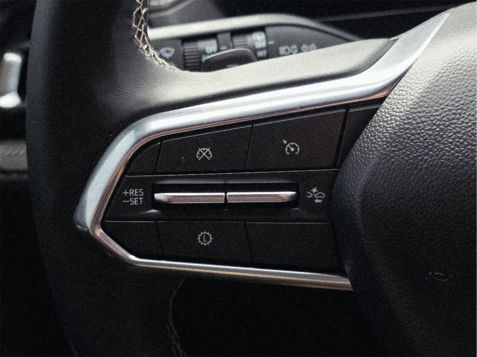 2025 Chevrolet Traverse photo 30 of 35
