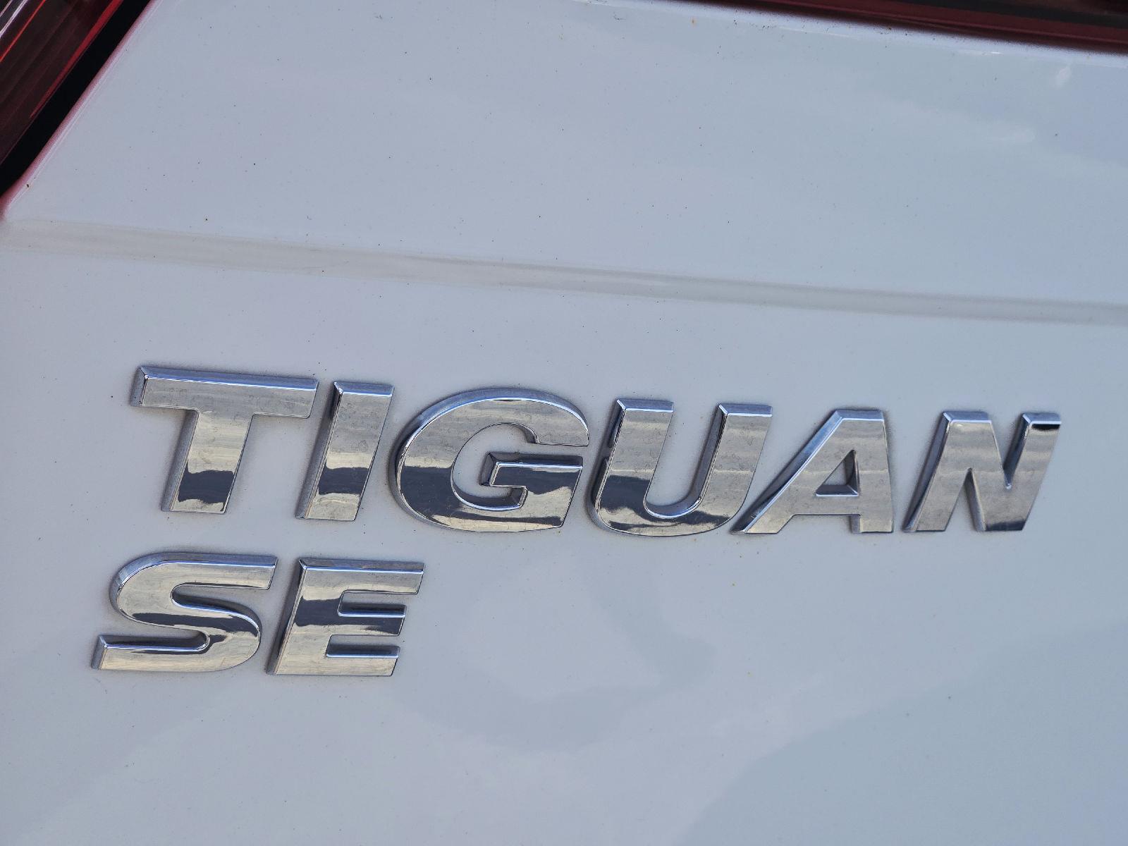 2021 Volkswagen Tiguan photo 10 of 37