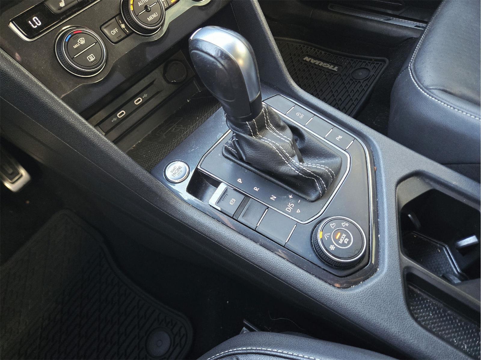 2021 Volkswagen Tiguan photo 29 of 37