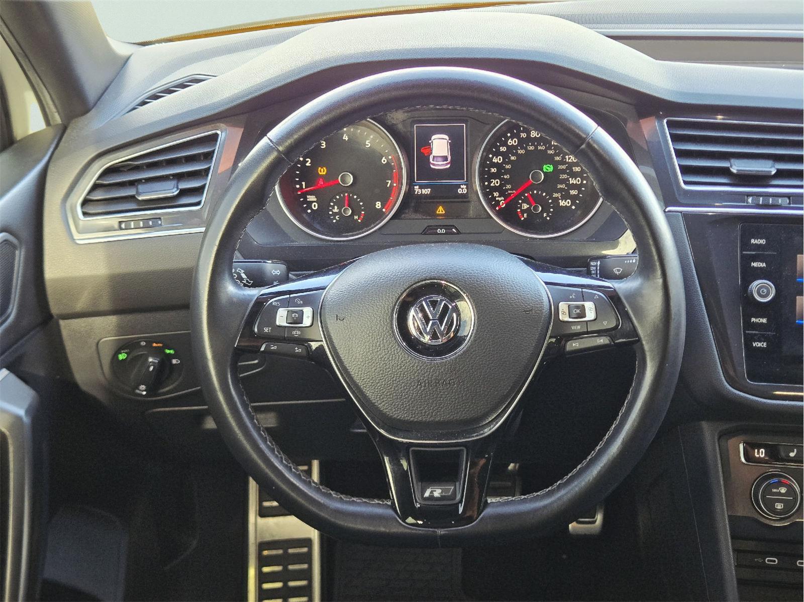 2021 Volkswagen Tiguan photo 31 of 37