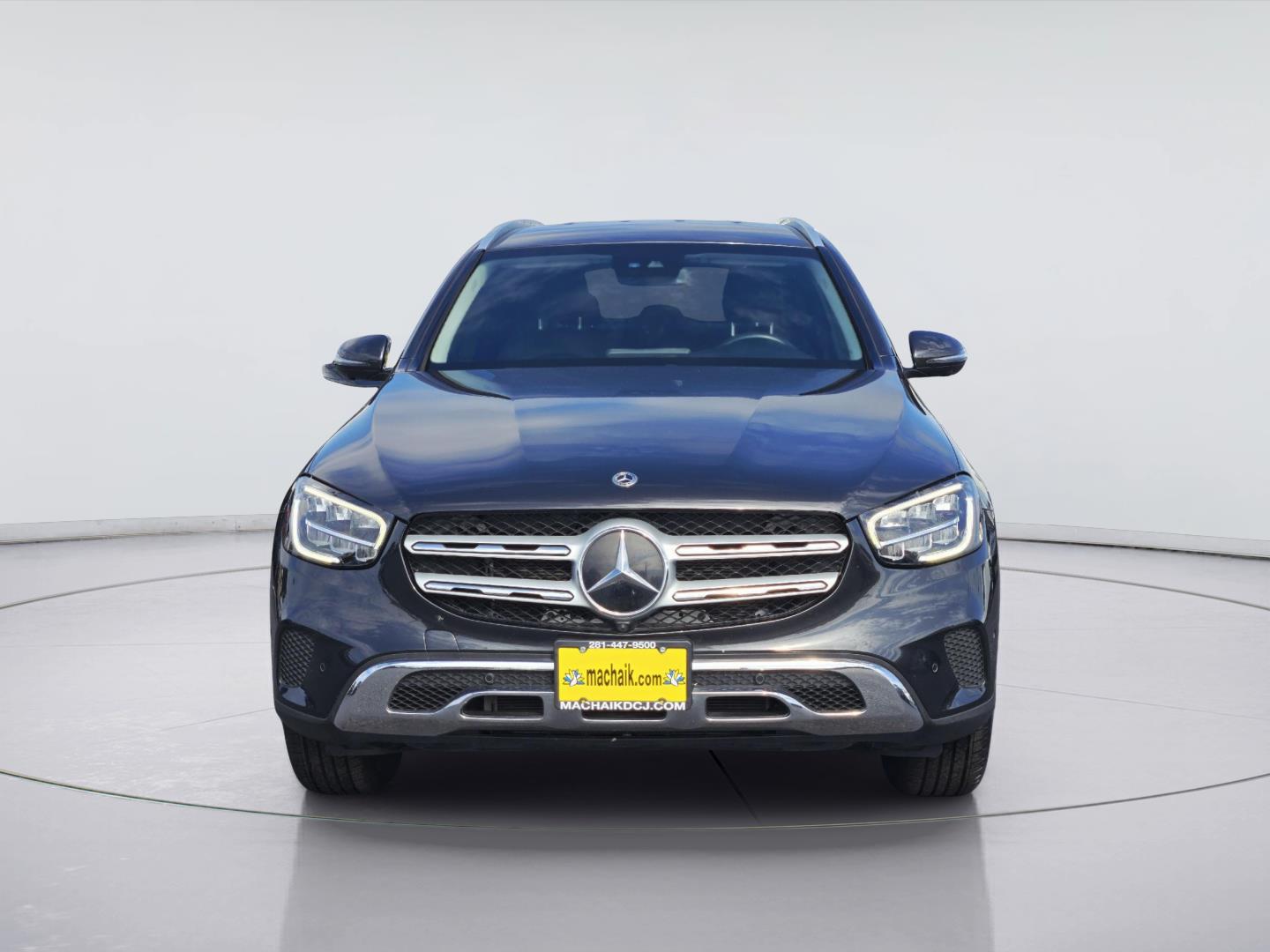 2022 Mercedes-Benz GLC photo 2 of 36