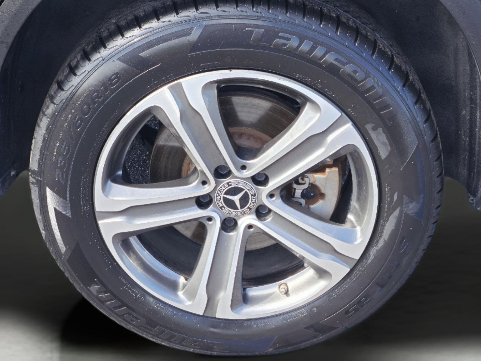 2022 Mercedes-Benz GLC photo 8 of 36