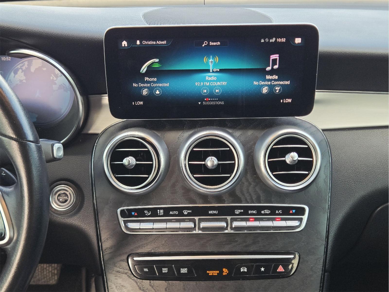 2022 Mercedes-Benz GLC photo 23 of 36