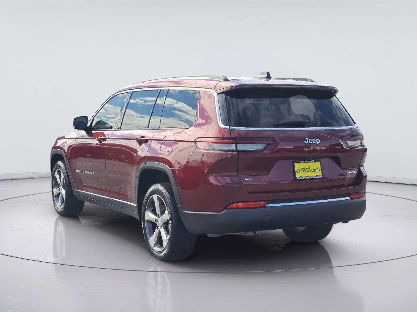 2021 Jeep Grand Cherokee L photo 6 of 36