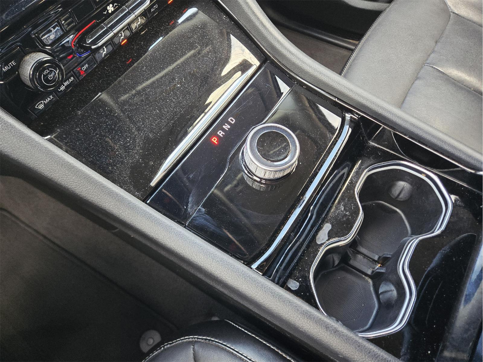 2021 Jeep Grand Cherokee L photo 29 of 36