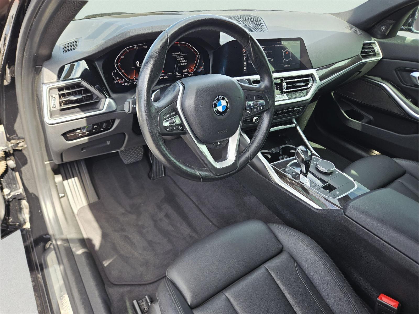 2019 BMW 3 Series photo 10 of 37