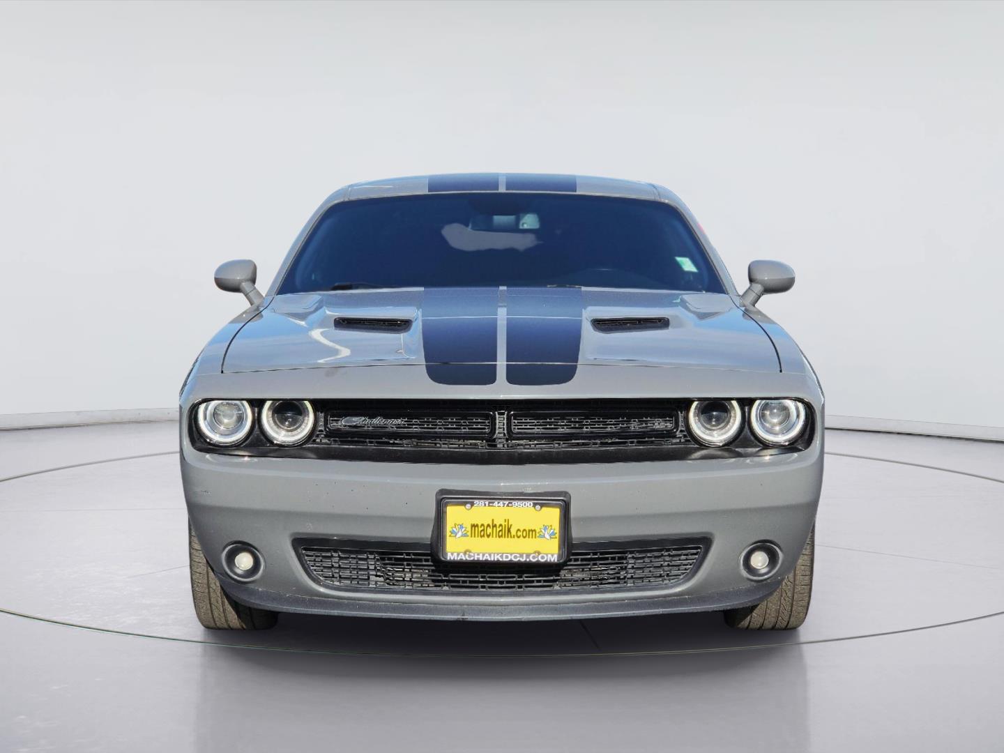 2023 Dodge Challenger photo 2 of 35