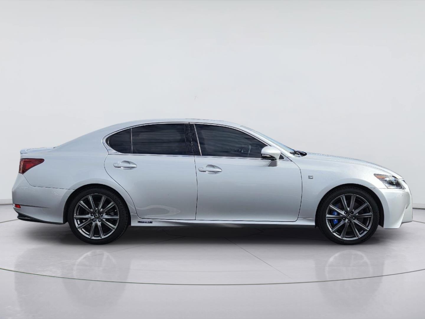 2015 Lexus GS 450h photo 4 of 37