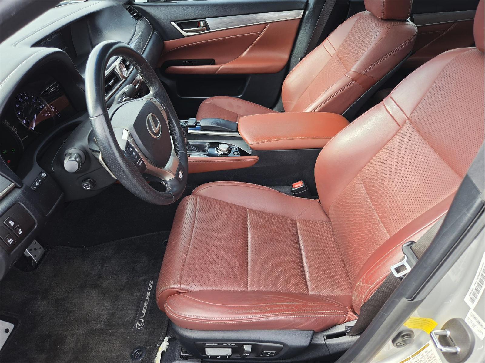 2015 Lexus GS 450h photo 14 of 37