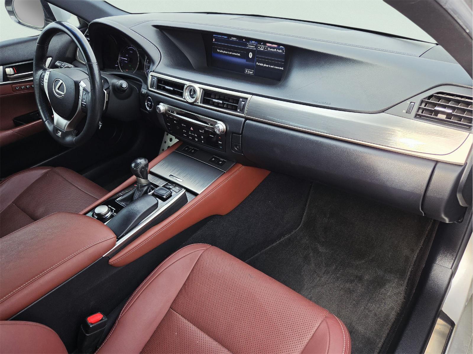 2015 Lexus GS 450h photo 15 of 37