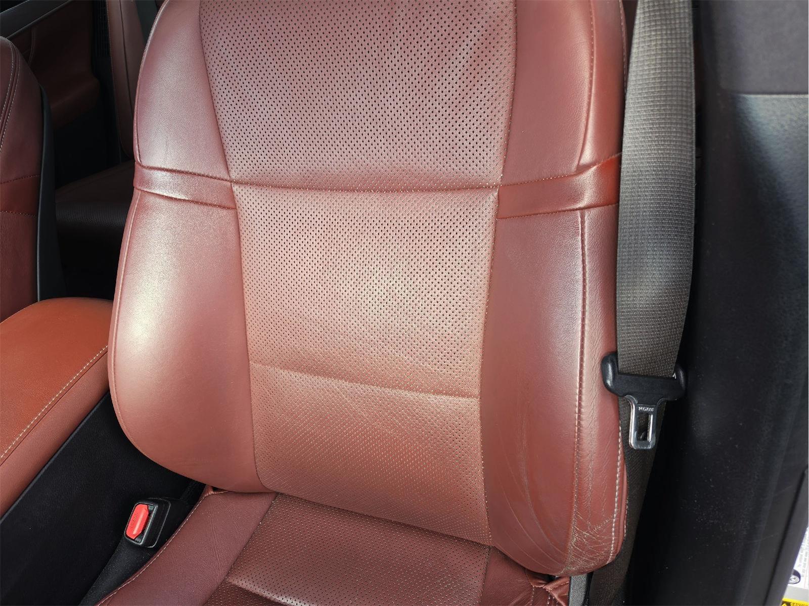 2015 Lexus GS 450h photo 18 of 37