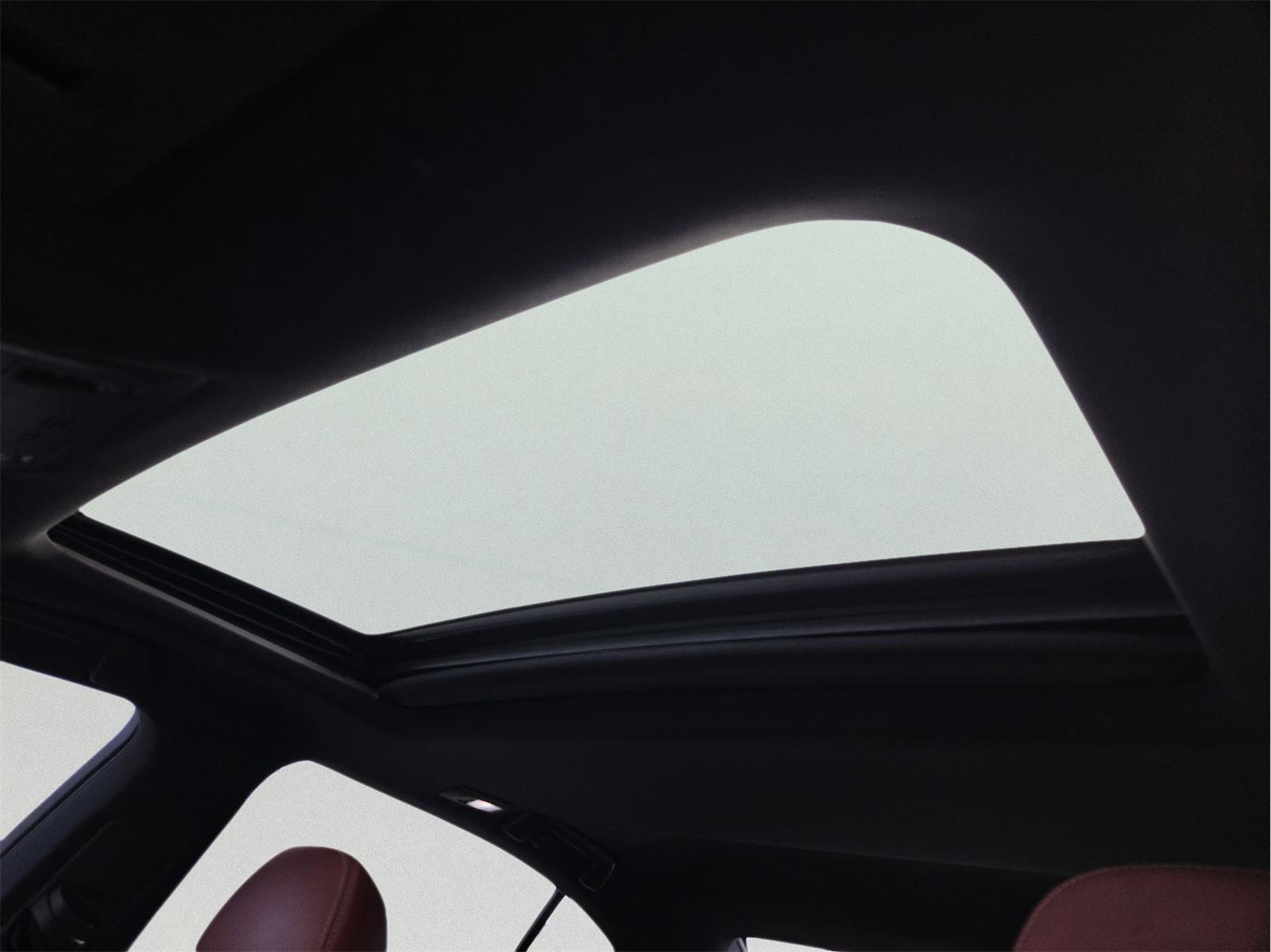 2015 Lexus GS 450h photo 21 of 37