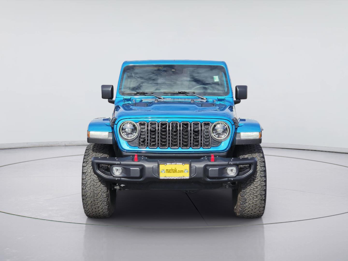 2024 Jeep Wrangler photo 2 of 37