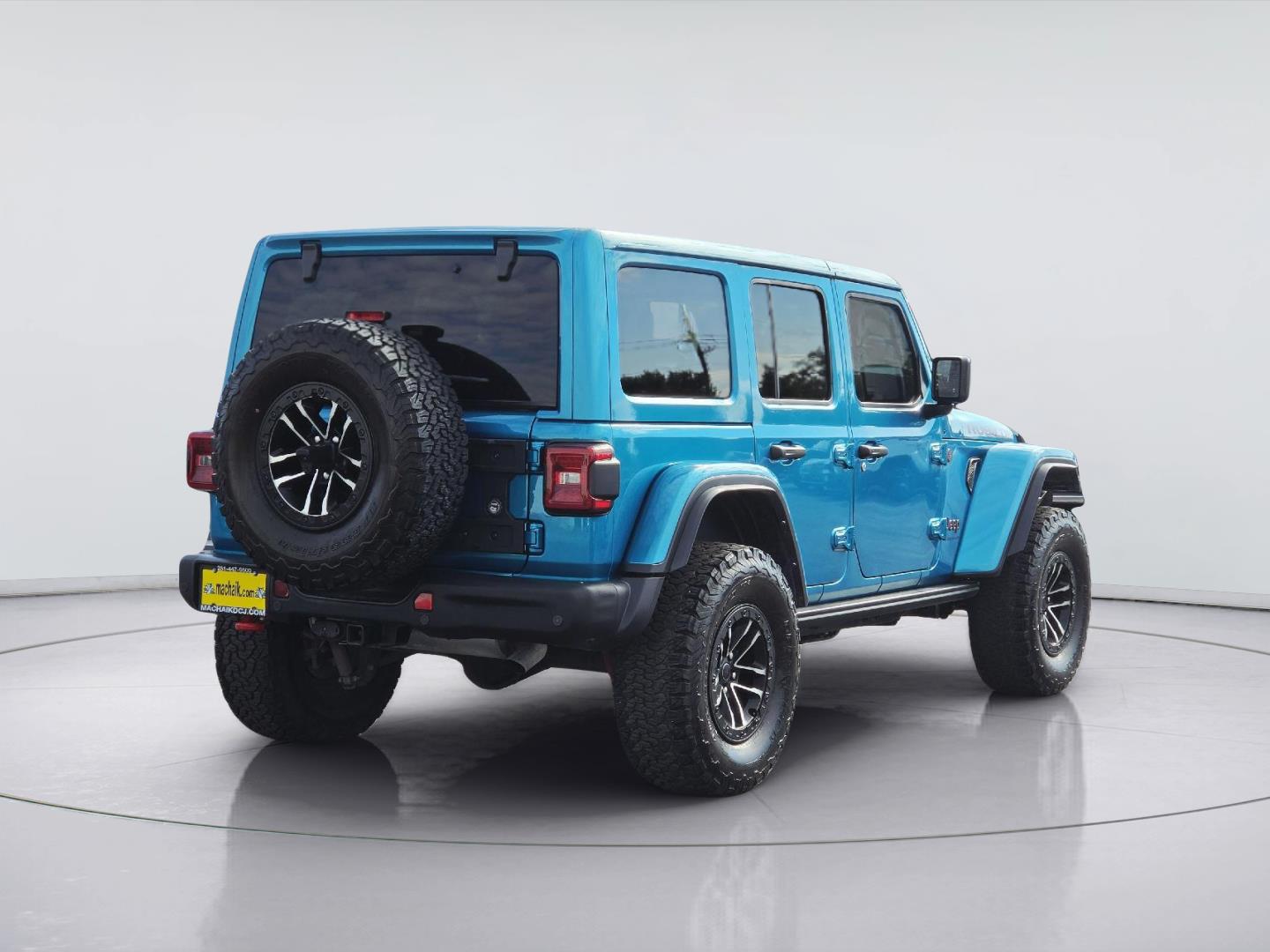 2024 Jeep Wrangler photo 5 of 37