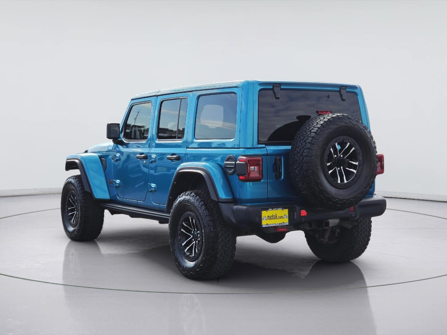 2024 Jeep Wrangler photo 7 of 37