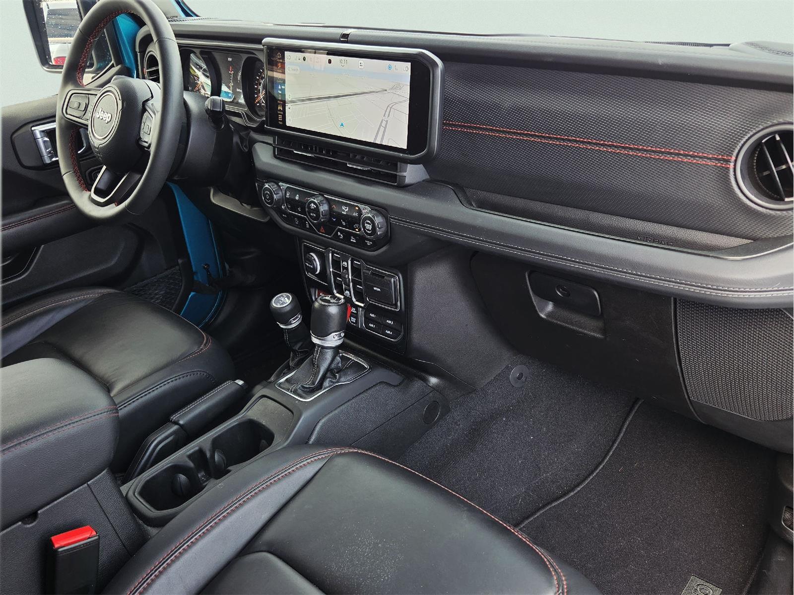 2024 Jeep Wrangler photo 14 of 37