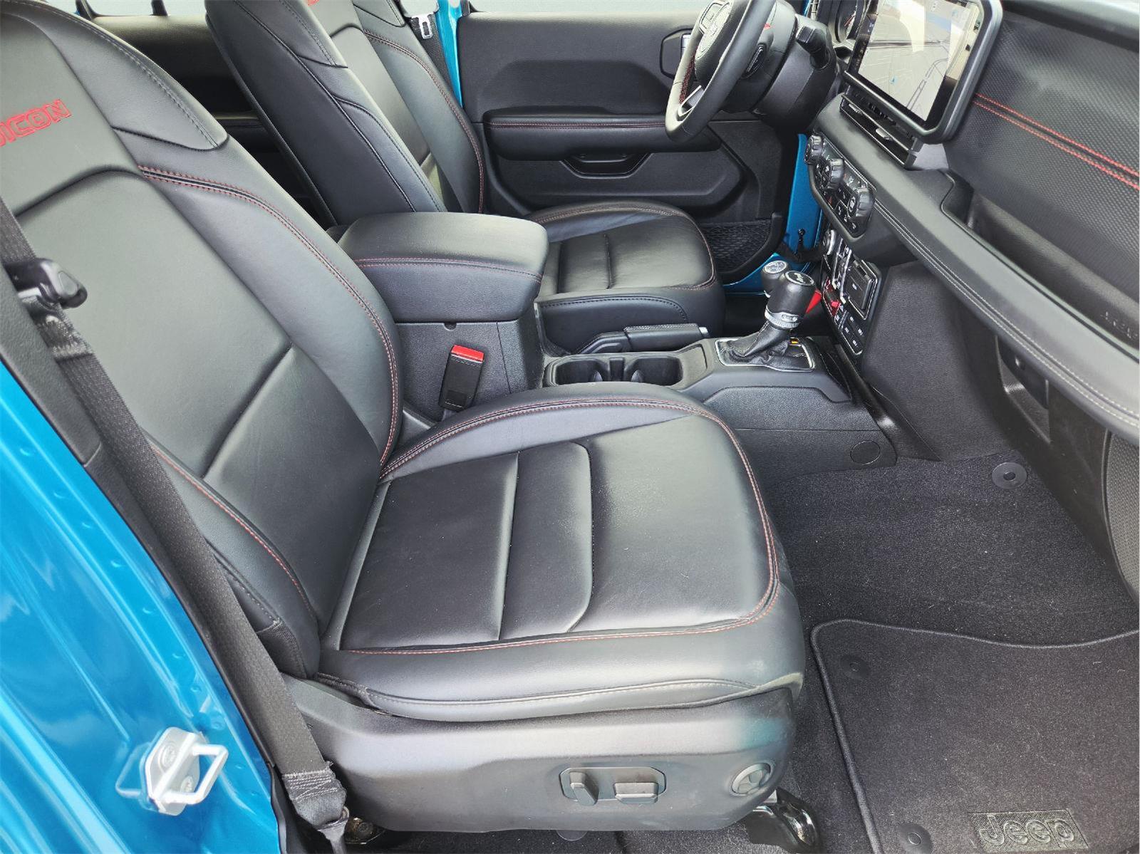 2024 Jeep Wrangler photo 15 of 37