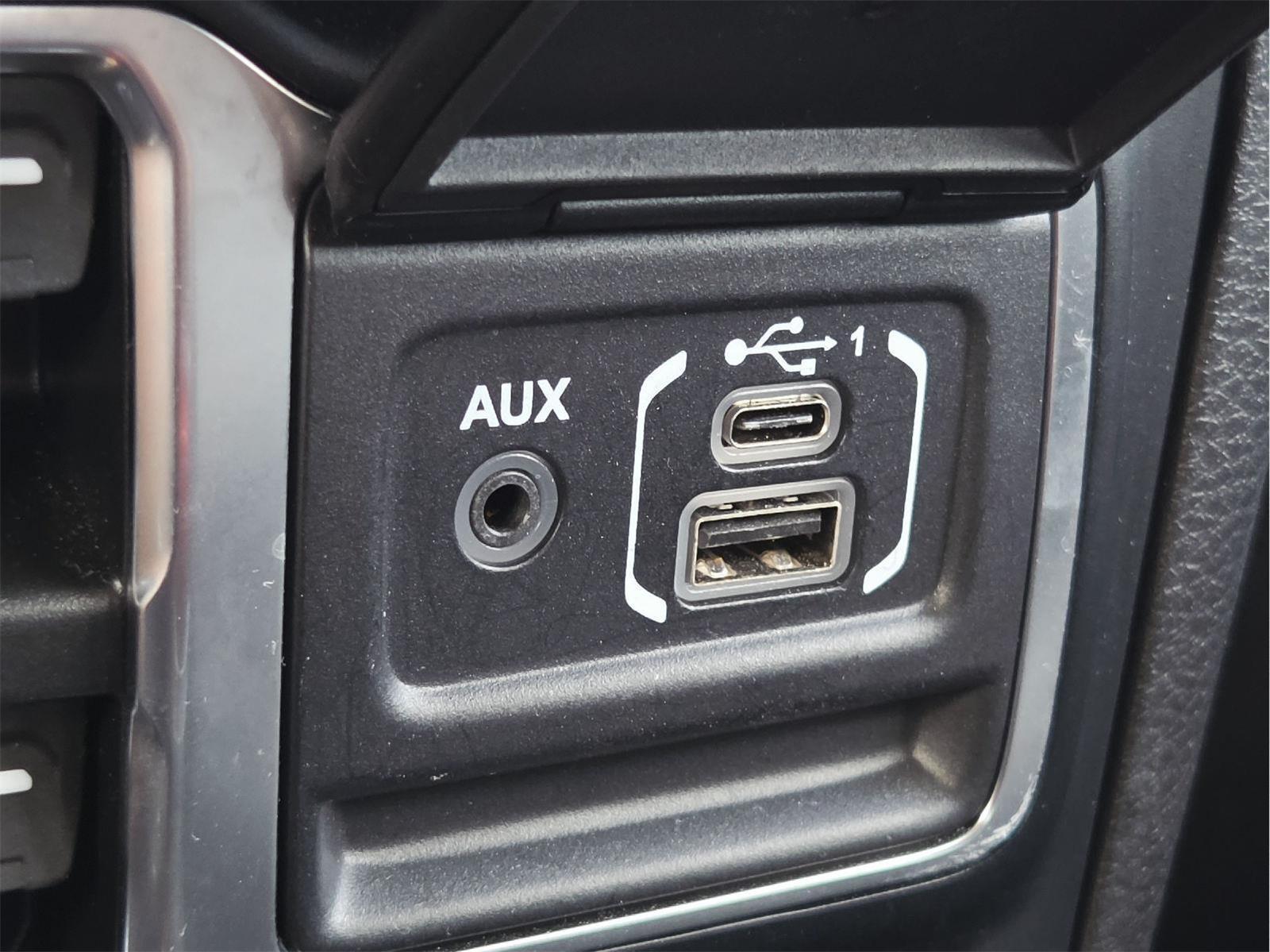 2024 Jeep Wrangler photo 26 of 37